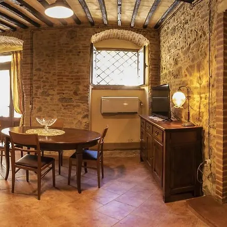Porta Romana Castiglion Fiorentino